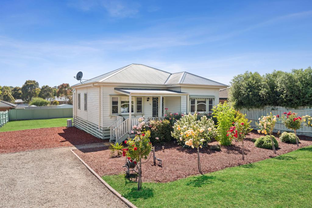 28 Palmer Pl, Kyneton, VIC 3444