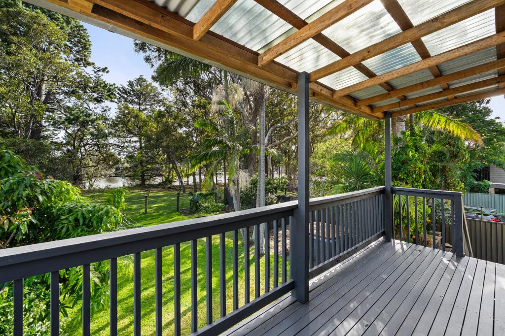 18 Kalua Dr, Chittaway Bay, NSW 2261
