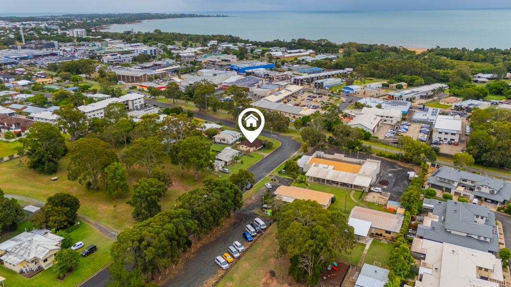 11 Neils St, Pialba, QLD 4655