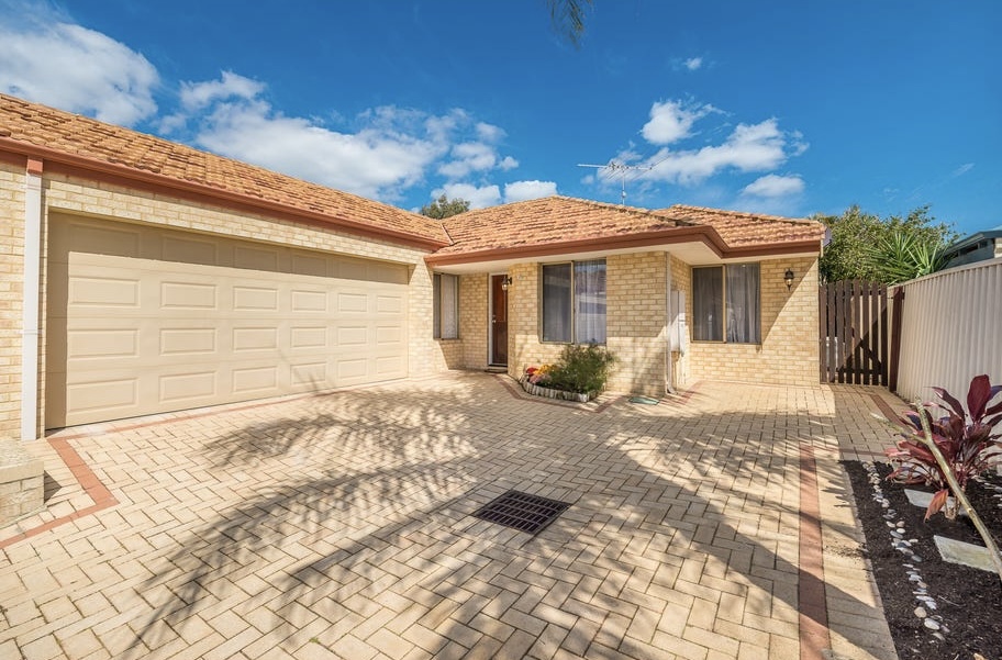 215b Ravenscar St, Doubleview, WA 6018