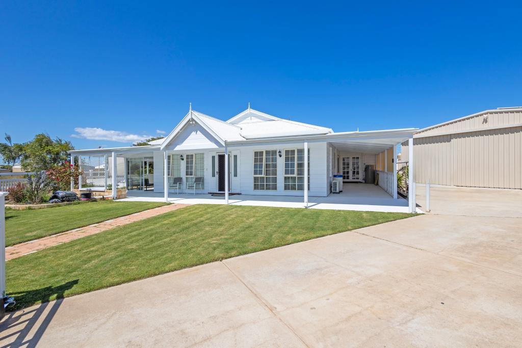 4 Peterson Pl, Green Head, WA 6514