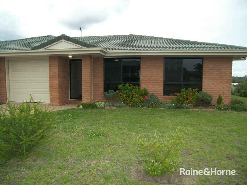 1a Davis Pl, Warwick, QLD 4370