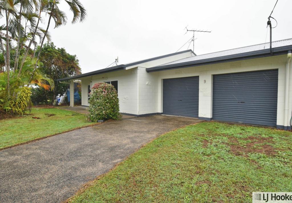 9 Casuarina St, Tully Heads, QLD 4854