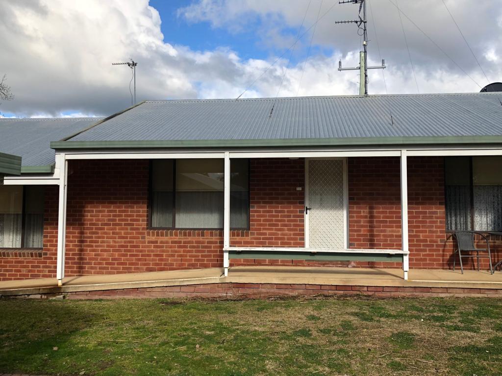 18/9-13 Russell St, Tumut, NSW 2720