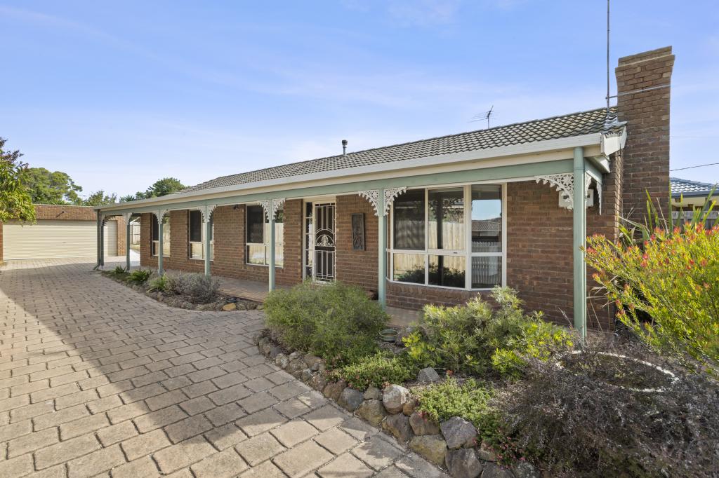 4 Lansdowne Ct, Grovedale, VIC 3216