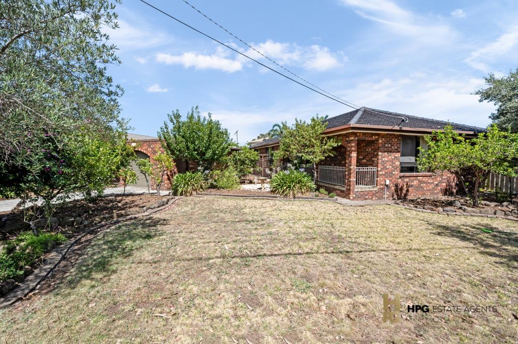 19 The Circuit, Gladstone Park, VIC 3043