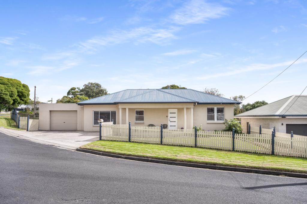 2 Moorak Cres, Mount Gambier, SA 5290