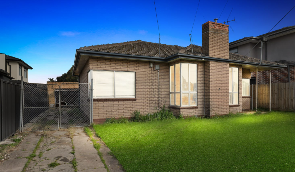 19 Harlington St, Clayton, VIC 3168