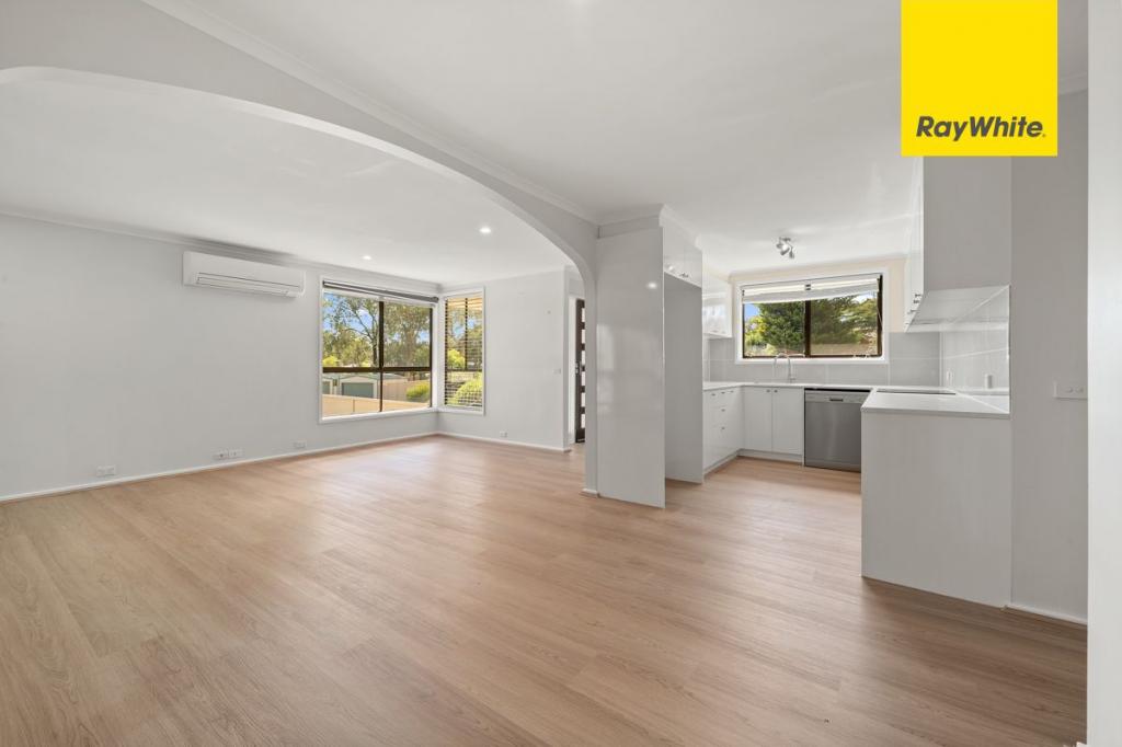 4 Carrodus St, Fraser, ACT 2615