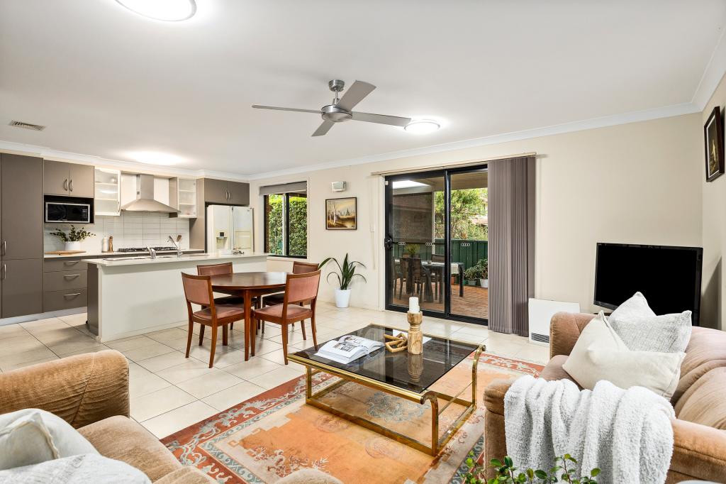 2/14 Fisher St, West Wollongong, NSW 2500
