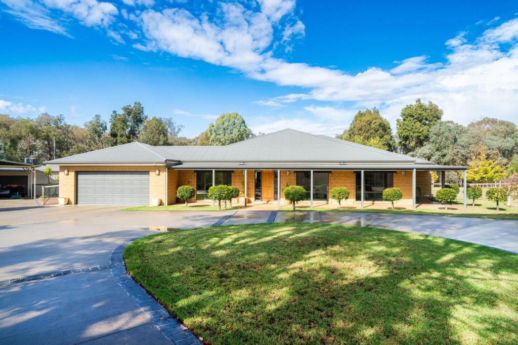 16 Chervil Pl, Baranduda, VIC 3691