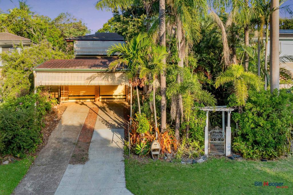 15 Togar St, Mansfield, QLD 4122