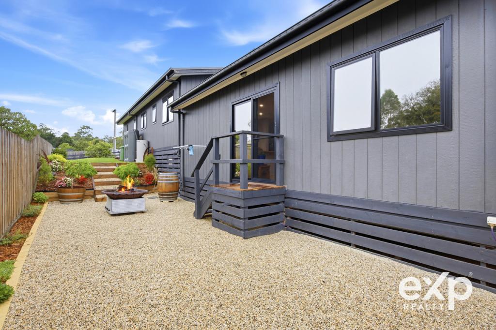 24 Sally Ct, Woori Yallock, VIC 3139