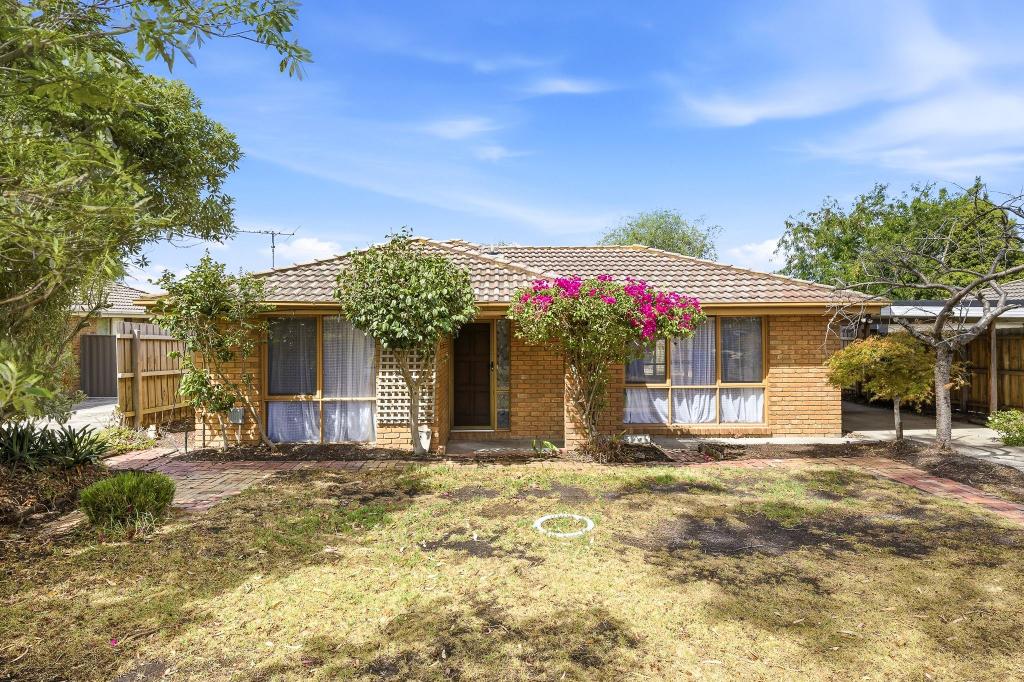 10 Rialto Ave, Cranbourne North, VIC 3977