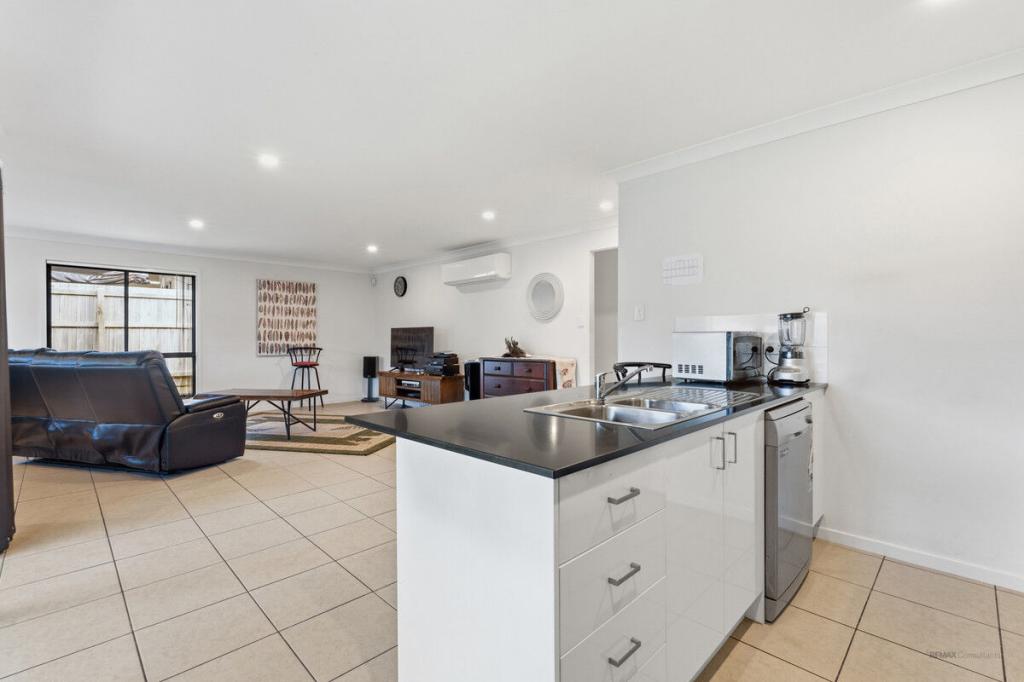 11 GREGOR CRES, COOMERA, QLD 4209