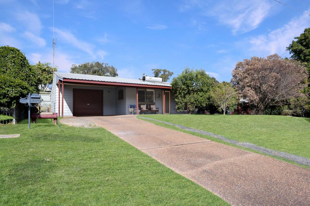43 Albatross Ave, Hawks Nest, NSW 2324