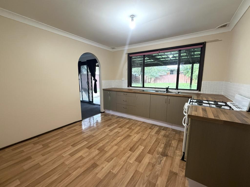 11 Criterion Cres, Doonside, NSW 2767