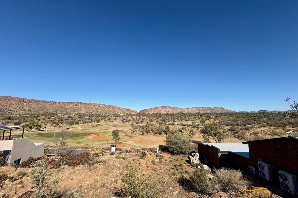 13 Range Cres, Desert Springs, NT 0870