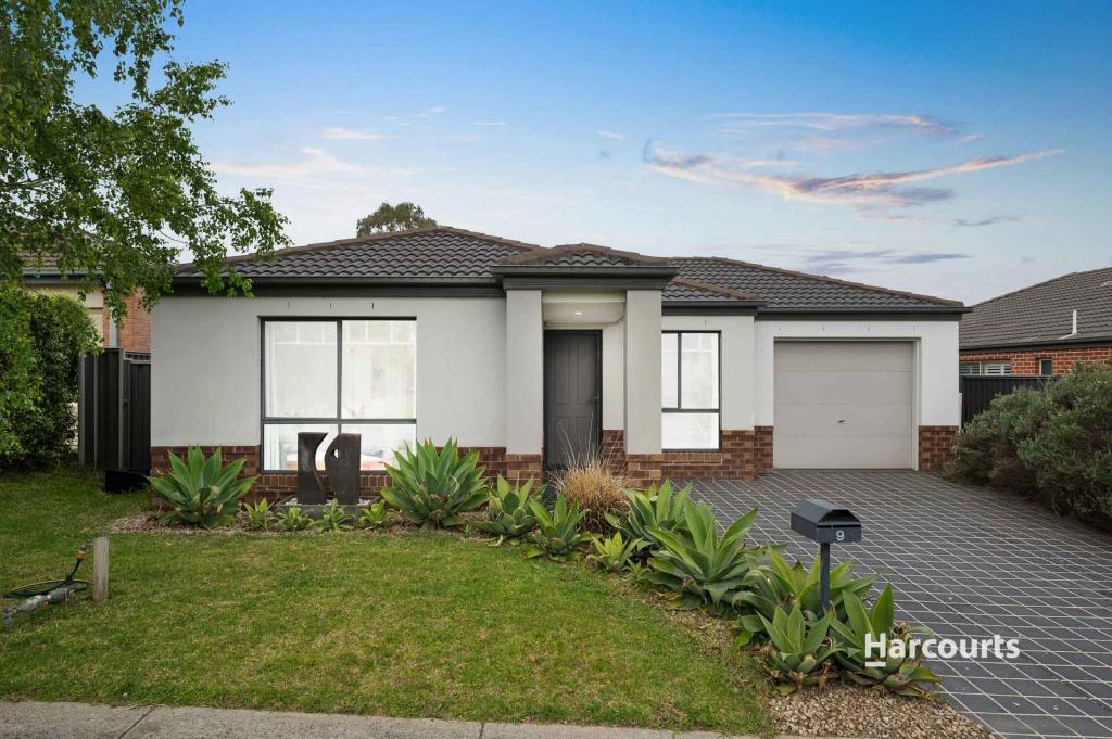 9 Pashia Gr, Pakenham, VIC 3810