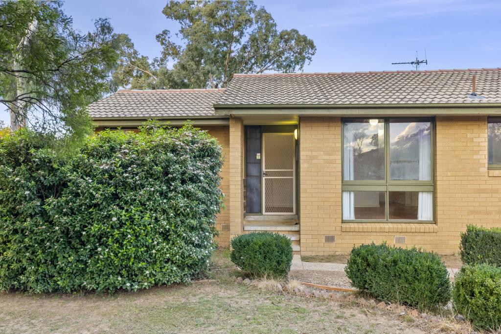 40 Shenton Cres, Stirling, ACT 2611