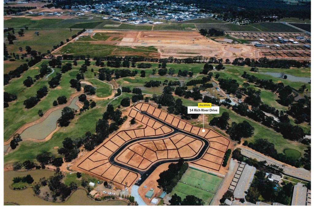 14 RICH RIVER DR, MOAMA, NSW 2731