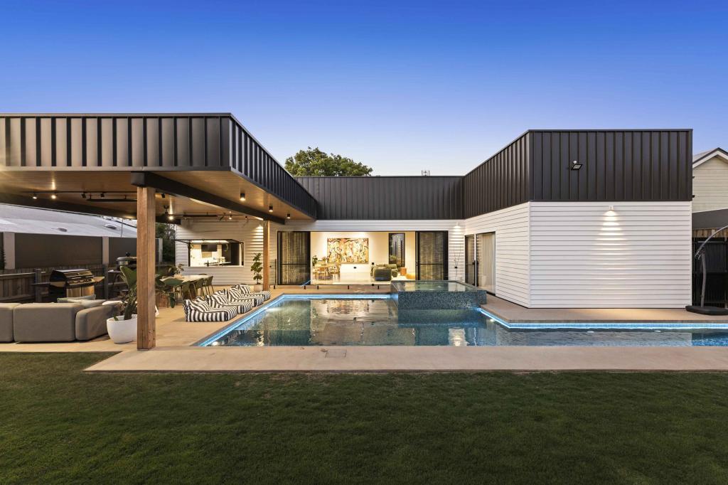 44 Campbell St, East Toowoomba, QLD 4350