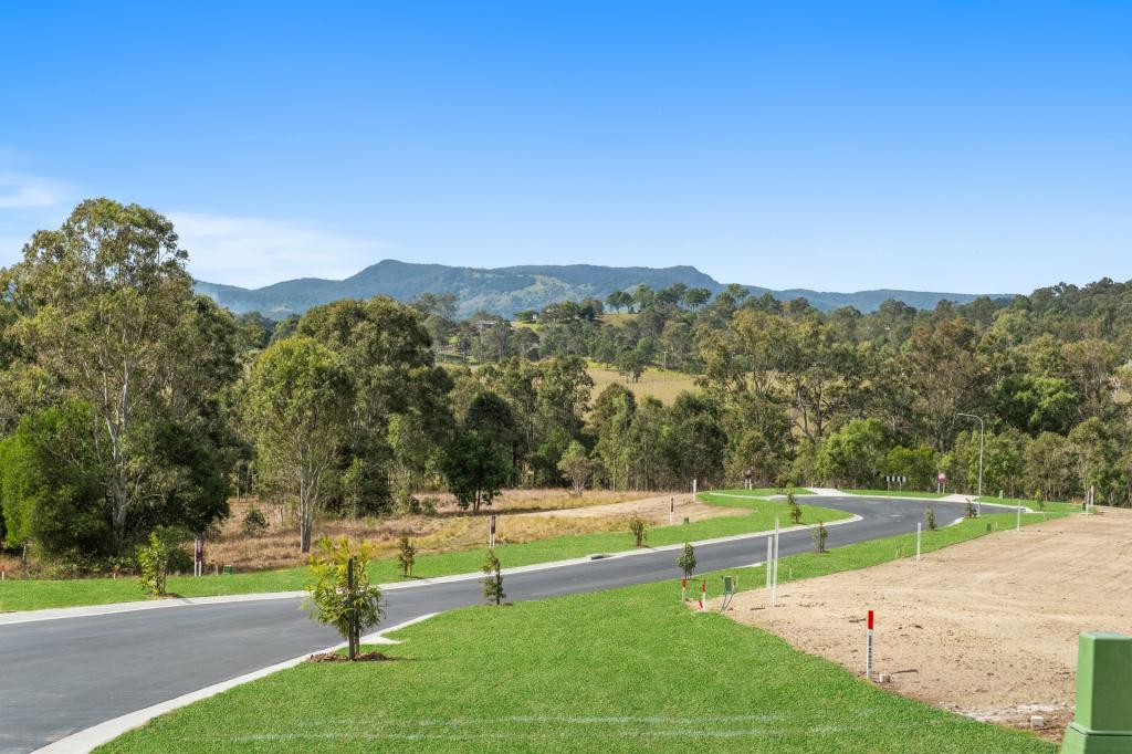 LOT 1 - 17/52 MCINTOSH CREEK RD, JONES HILL, QLD 4570