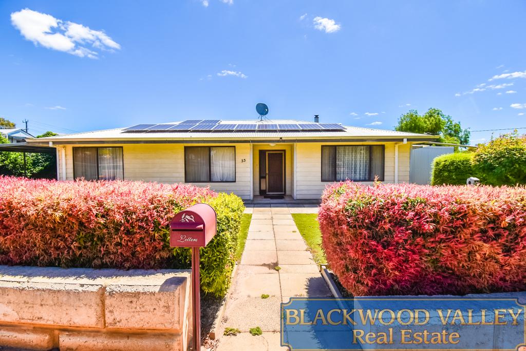 33 Cailes St, Boyup Brook, WA 6244