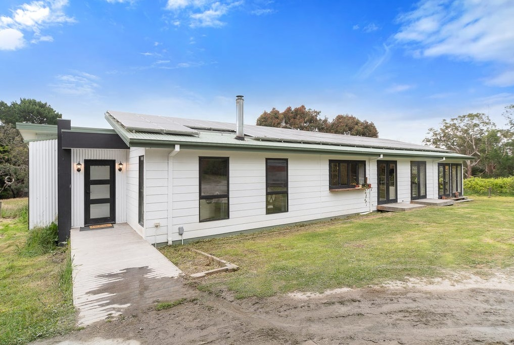 660 Robinsons Rd, Langwarrin South, VIC 3911