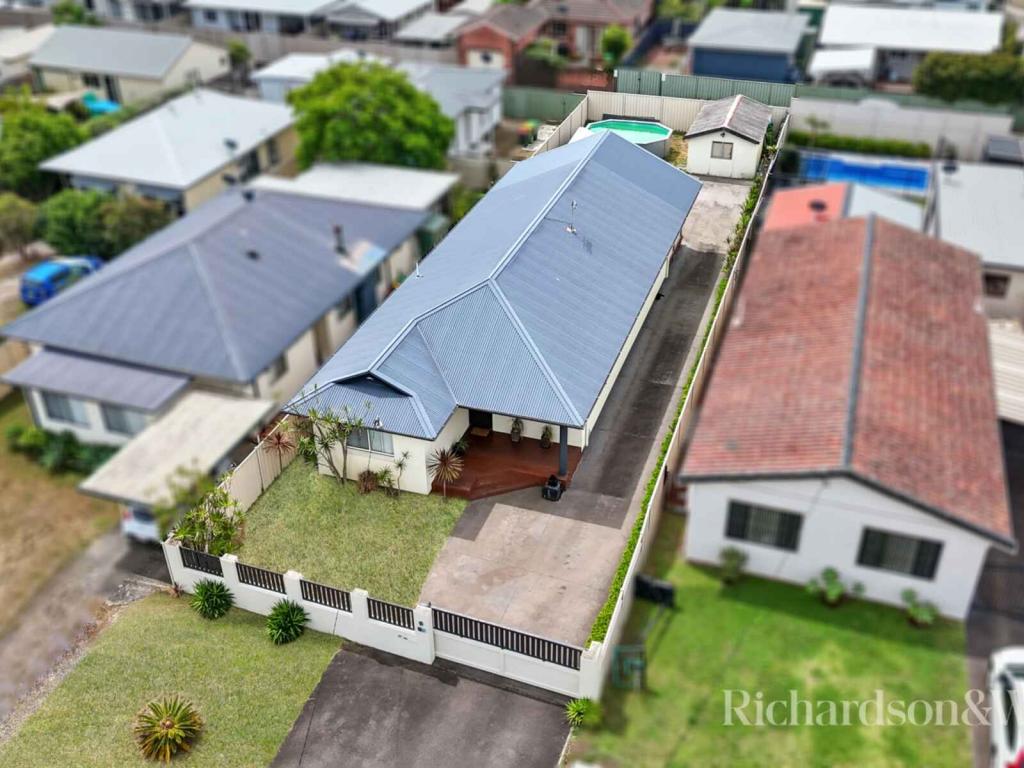 13 Birdwood Ave, Umina Beach, NSW 2257