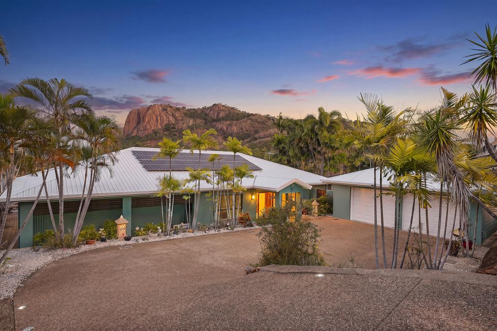 22 Balmoral Dr, Castle Hill, QLD 4810