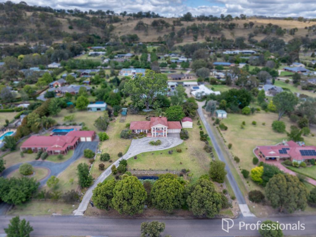 13 Innisfree Dr, West Wodonga, VIC 3690