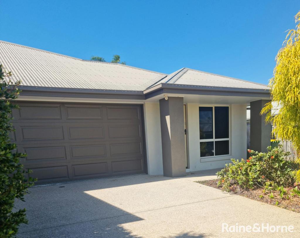 1/6 Miami Tce, Blacks Beach, QLD 4740