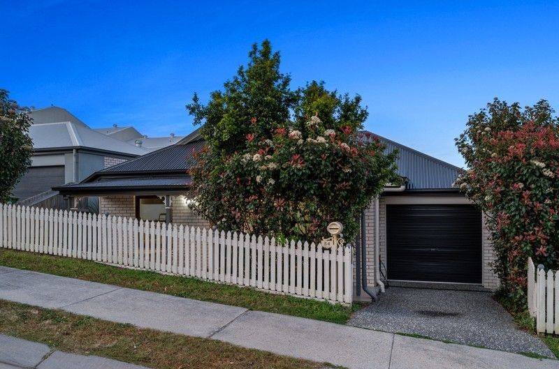 54 O'Reilly Cres, Springfield Lakes, QLD 4300