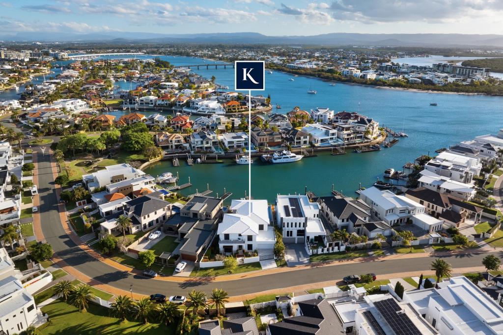 40 THE SOVEREIGN, PARADISE POINT, QLD 4216
