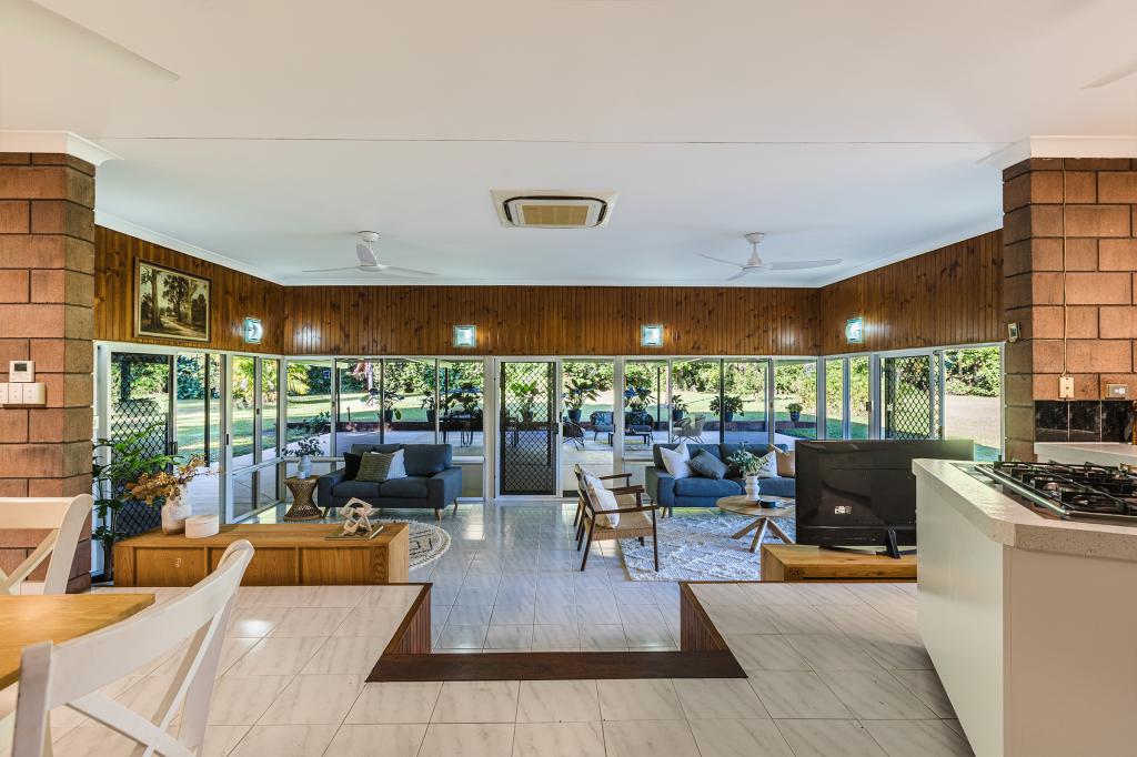 25 DOMBEY CT, HUMPTY DOO, NT 0836