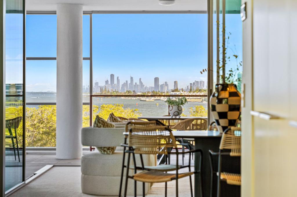 30401 Ephraim Island, Paradise Point, QLD 4216