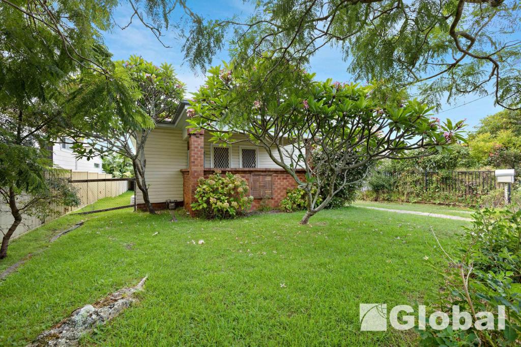 15 Floraville Rd, Belmont North, NSW 2280