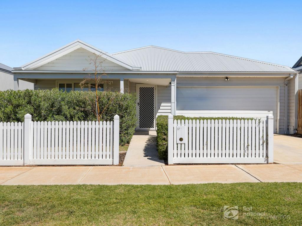 37 Mitiamo St, Eynesbury, VIC 3338