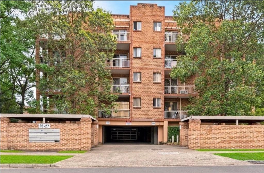 1/25-27 Fourth Ave, Blacktown, NSW 2148