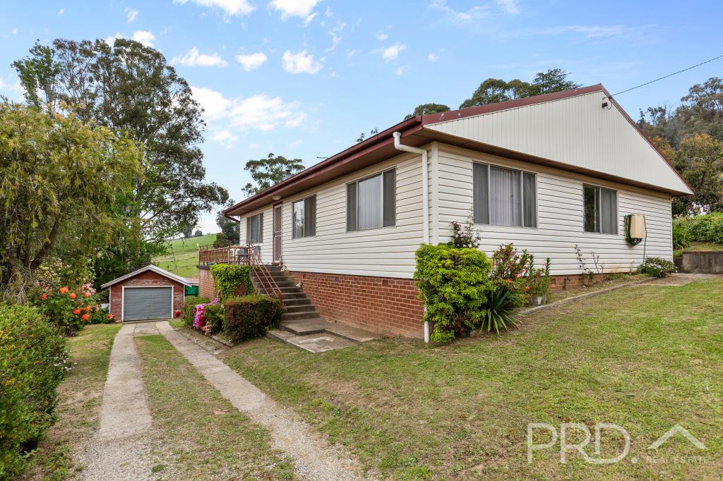 1 Bogong Ave, Batlow, NSW 2730
