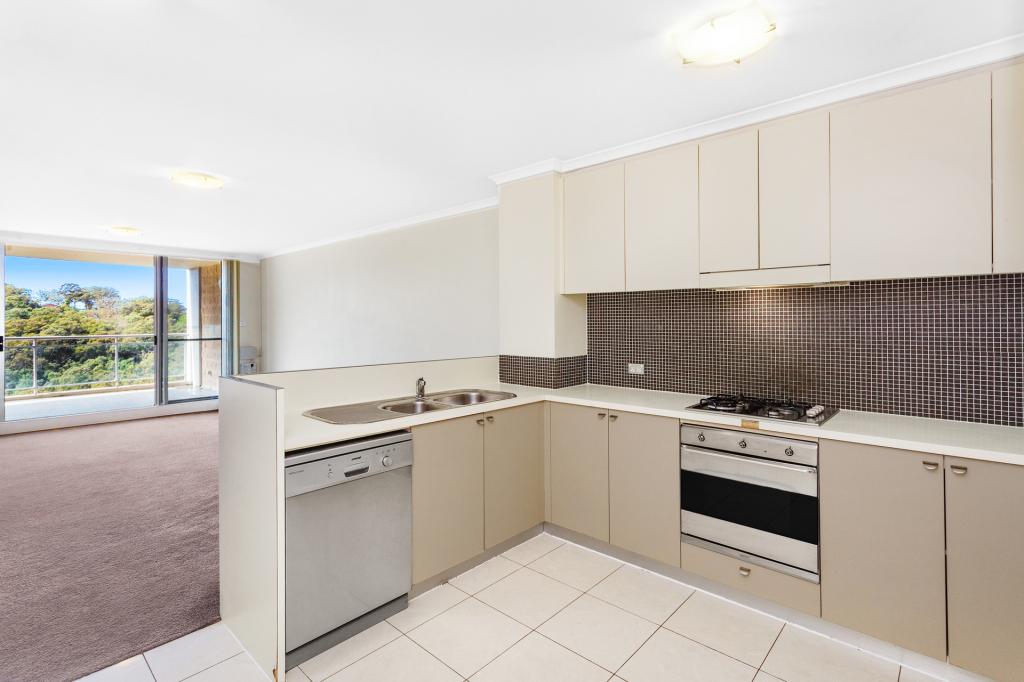 274/80 JOHN WHITEWAY DR, GOSFORD, NSW 2250