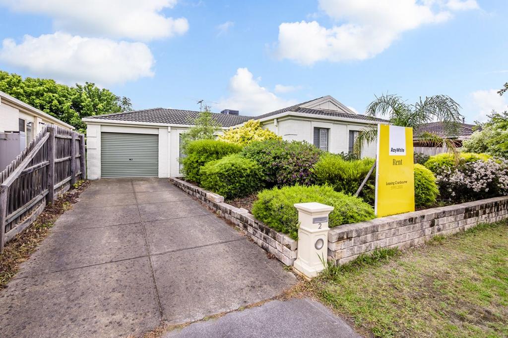 2 Woodside Cl, Hampton Park, VIC 3976