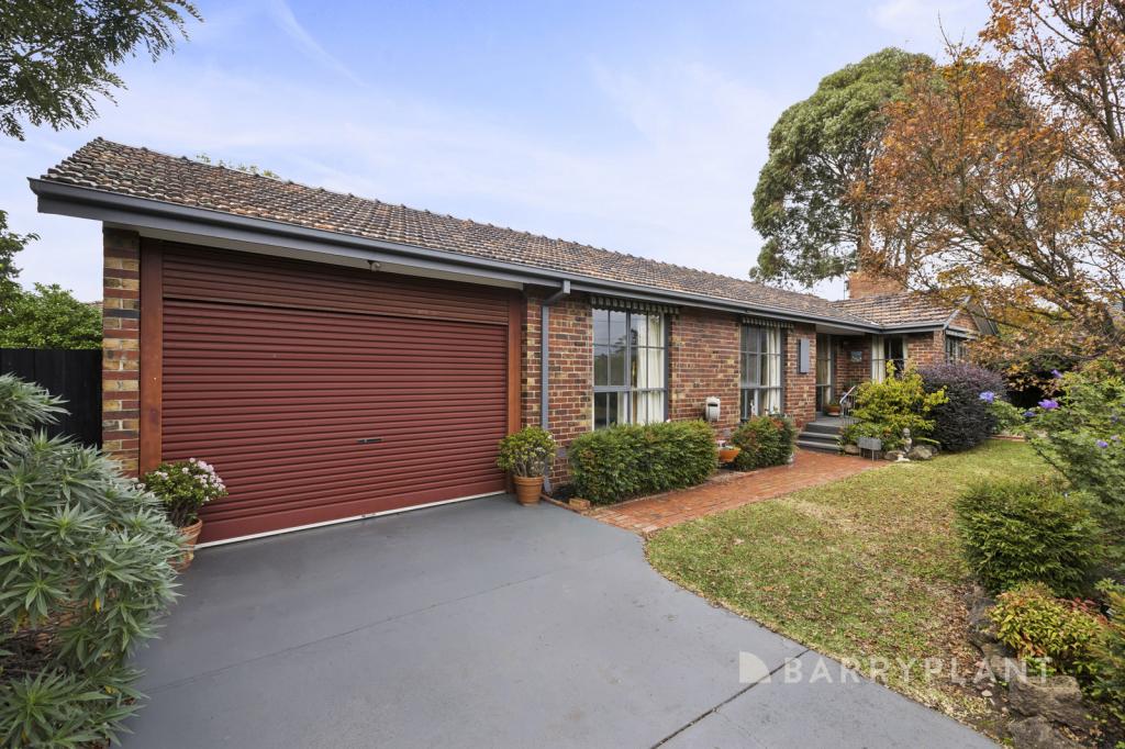 4 Malabar Ct, Wheelers Hill, VIC 3150