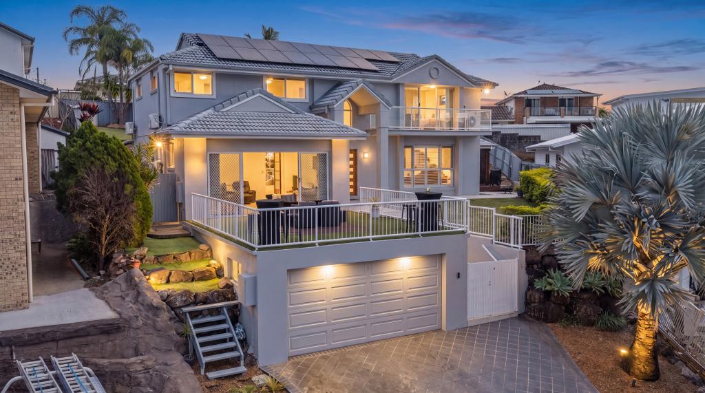 7 Bretton Ct, Carrara, QLD 4211
