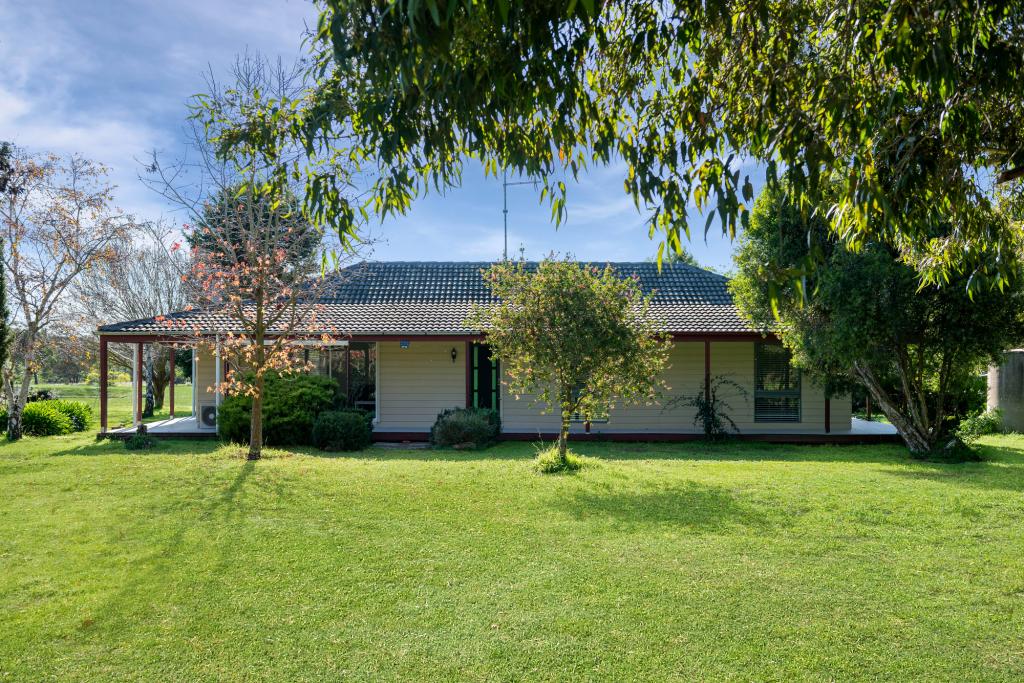 170 Diggings Rd, Willowmavin, VIC 3764