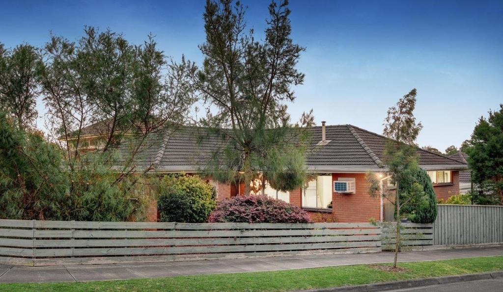 41 Jenner St, Blackburn South, VIC 3130