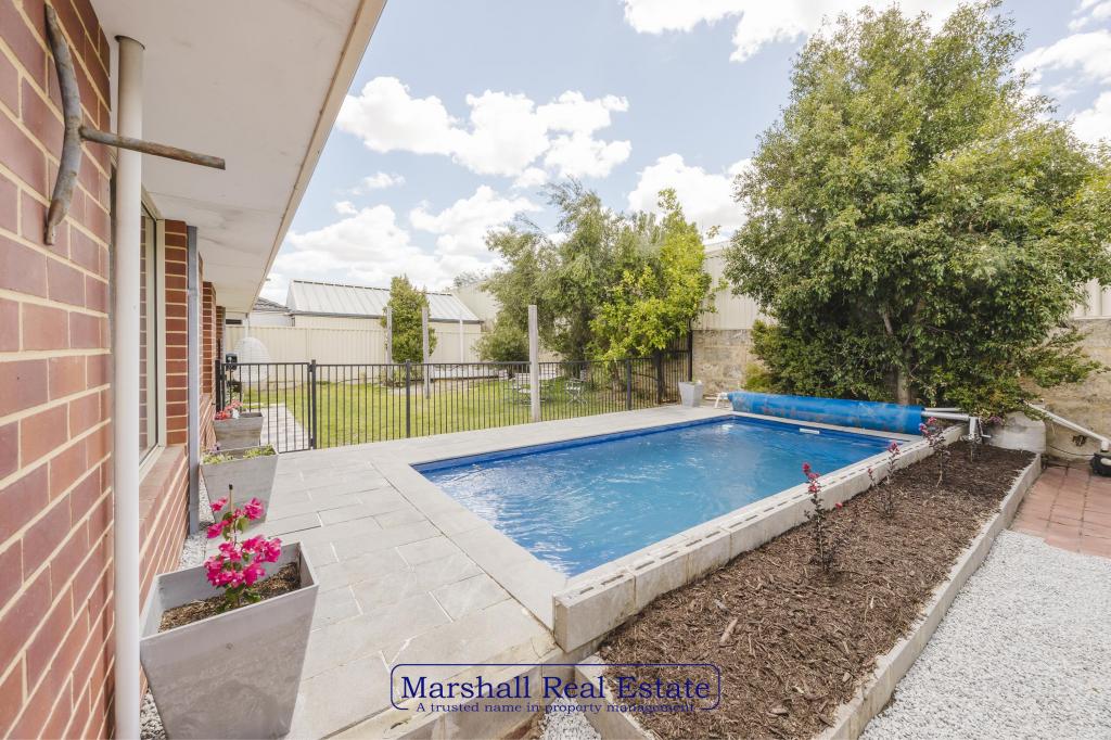 28 Newgain Cres, Carramar, WA 6031