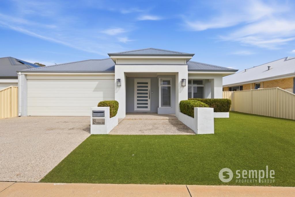 13 VERBANIA LOOP, BEELIAR, WA 6164