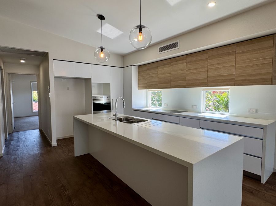 2/36 Shoveller Ave, Paradise Point, QLD 4216